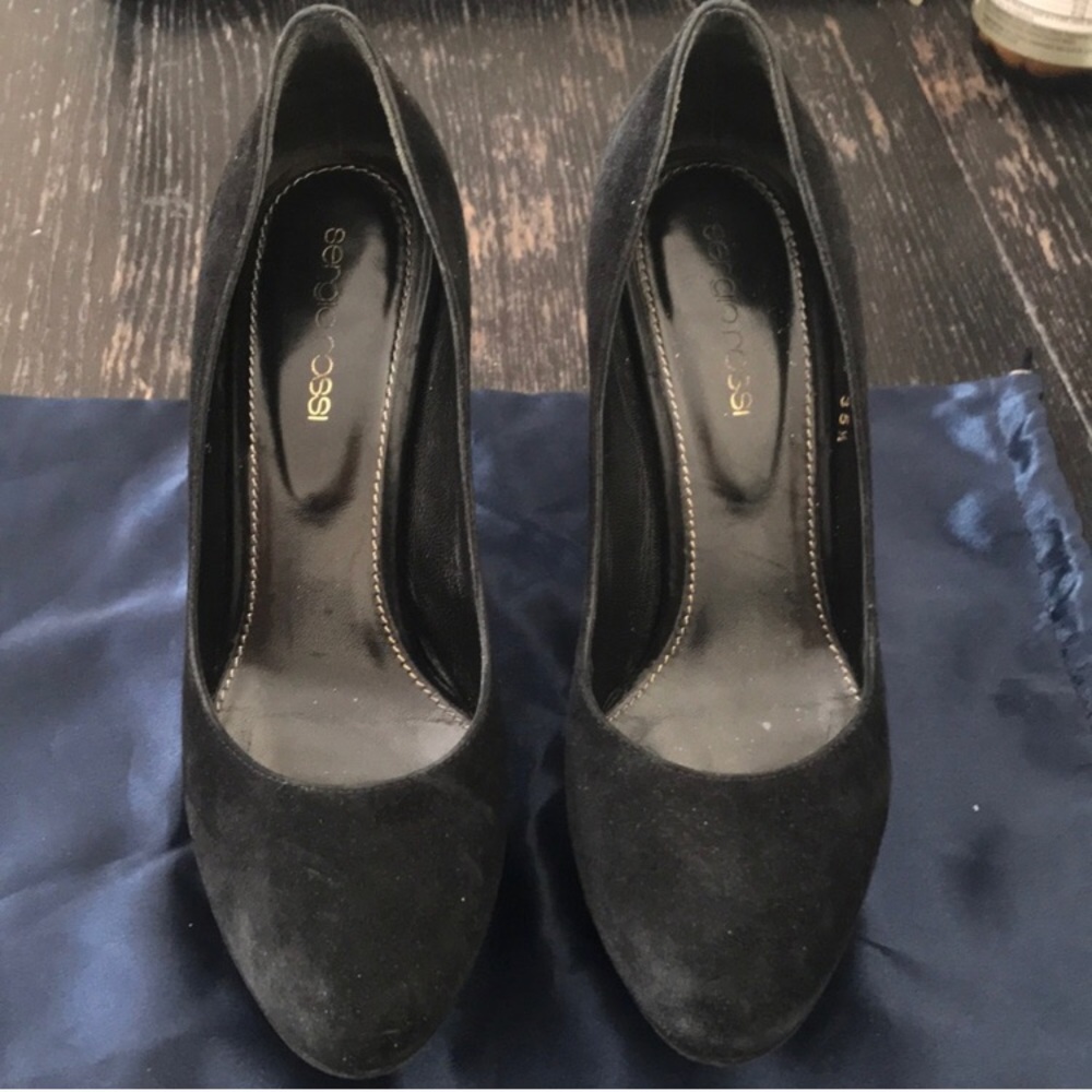 Sergio Rossi black suede pumps